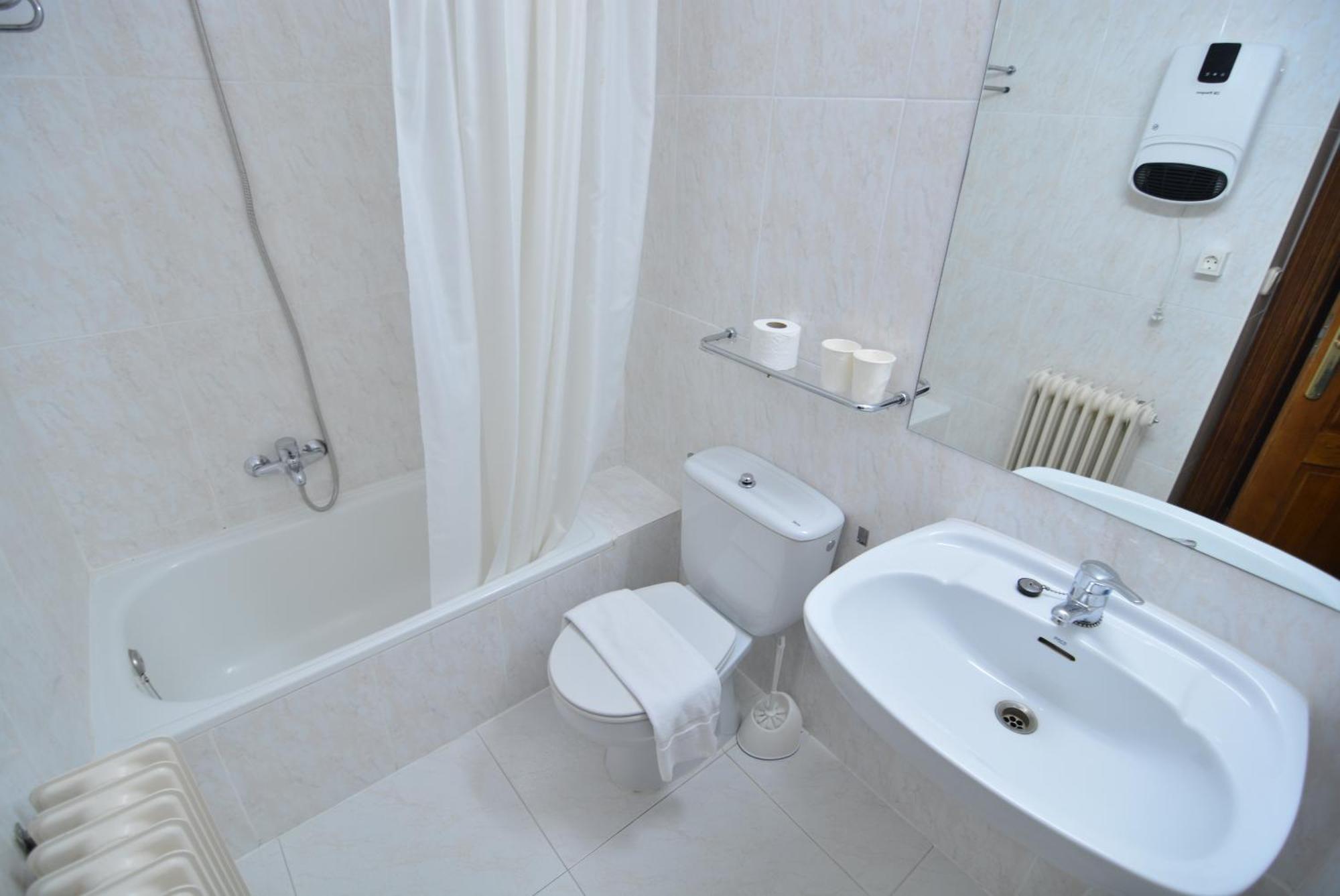 Hotel Rooms Ducay Олите Экстерьер фото